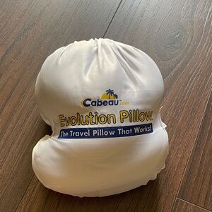 Cabeau Evolution Travel Pillow - White
